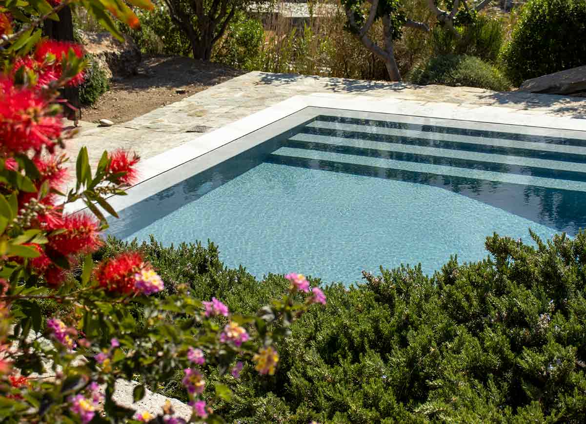 Pool renovation in Kea island